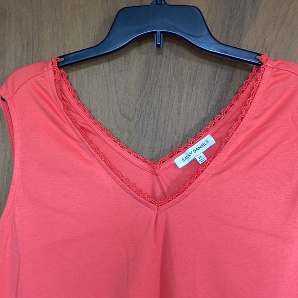 Emily Daniels sleeveless tank top v neck w crochet trim top size 2X - Picture 5 of 16